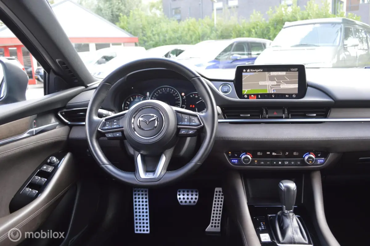 2.5 SkyActiv-G 194 Signature