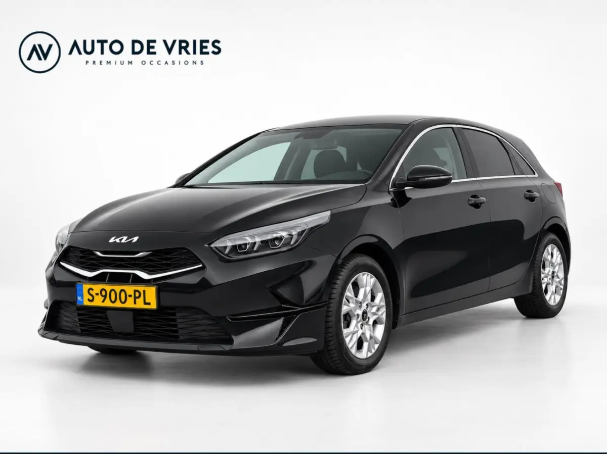1.0 T-GDi 120pk DynamicPlusLine | Navigatie | Camera | Winterpakket