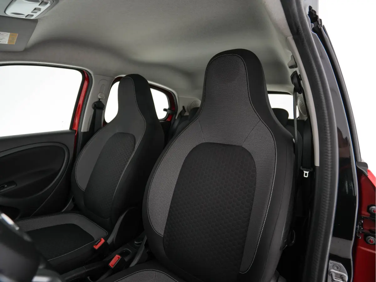 EQ Passion 18 kWh (3-Fase-22kW) {SoH-95%} Aut.*FACE-LIFT | LED-LIGHTS | HEATED-COMFORTSEATS | CRUISE | ECC | DAB | SMART-AUDIO | COOL/AUDIO-PACK | 15"ALU*