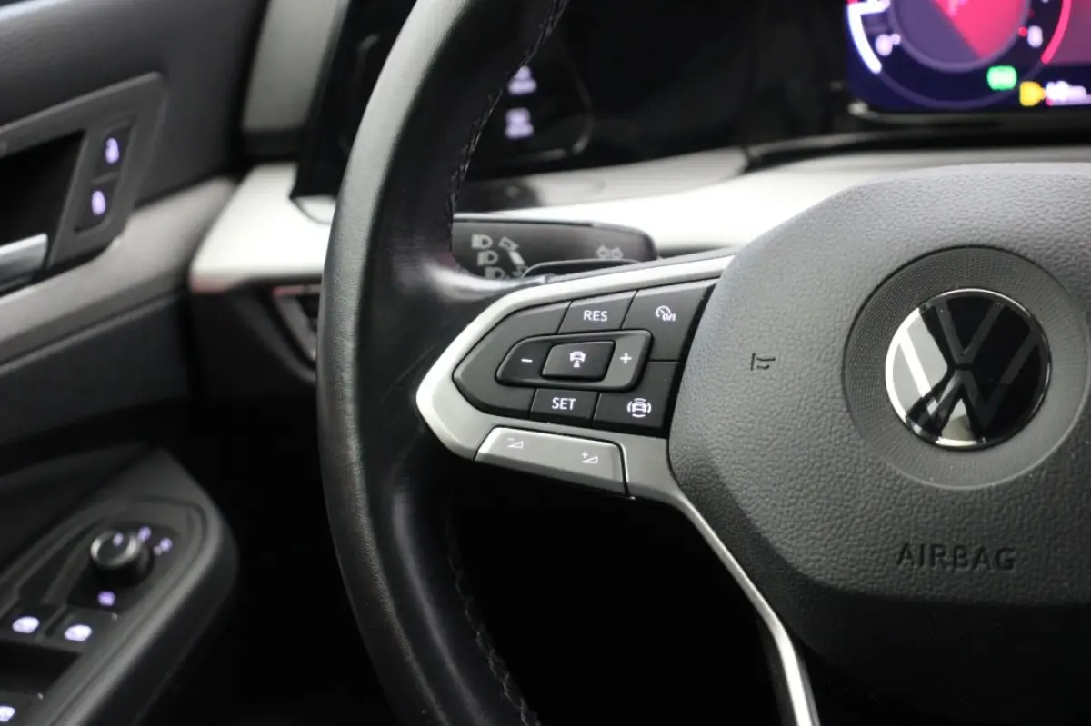 1.0 eTSI Life Automaat - Digitaal Cockpit, Carplay, Adapt. Cruise. Afn. Trekhaak