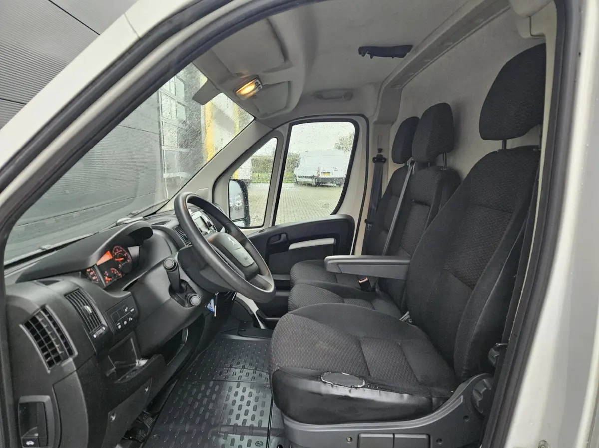 2.2 HDi L2H2 Airco Camera Navi 2x Schuifdeur