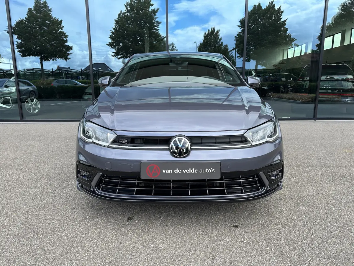 1.0 TSI 95pk R-Line | 17 inch | Camera | Navi | Adapt. Cruise | Climate | Stoelverwarming | Rijklaar incl. garantie