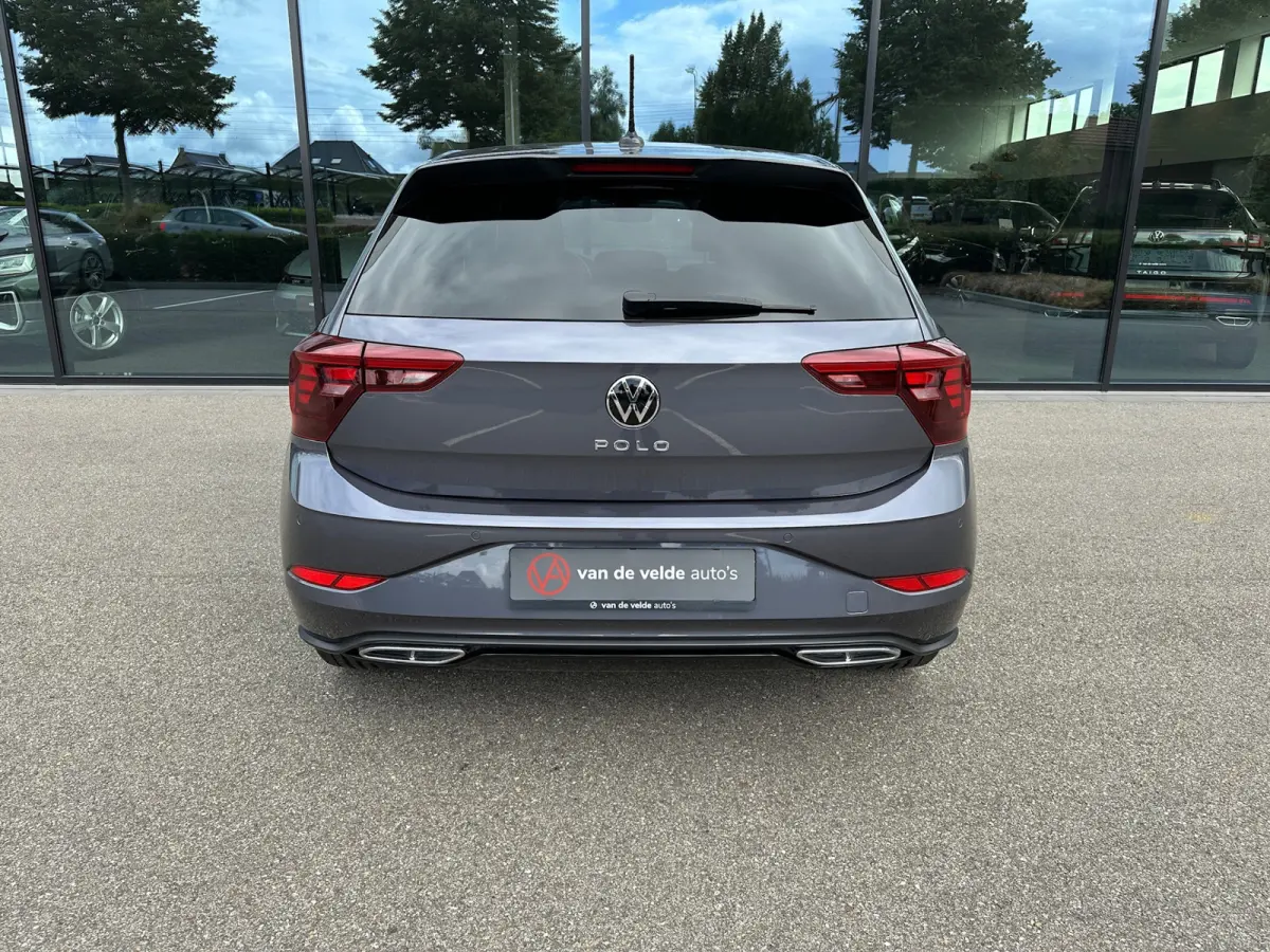 1.0 TSI 95pk R-Line | 17 inch | Camera | Navi | Adapt. Cruise | Climate | Stoelverwarming | Rijklaar incl. garantie