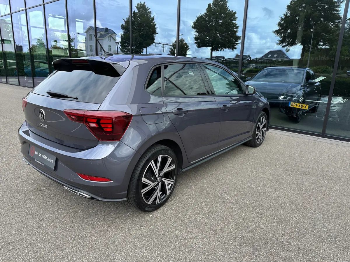 1.0 TSI 95pk R-Line | 17 inch | Camera | Navi | Adapt. Cruise | Climate | Stoelverwarming | Rijklaar incl. garantie