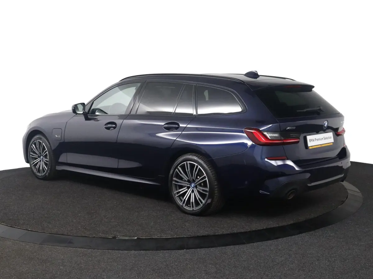 330e xDrive | SOH 92% | M Sportpakket | Trekhaak | Stoelverwarming
