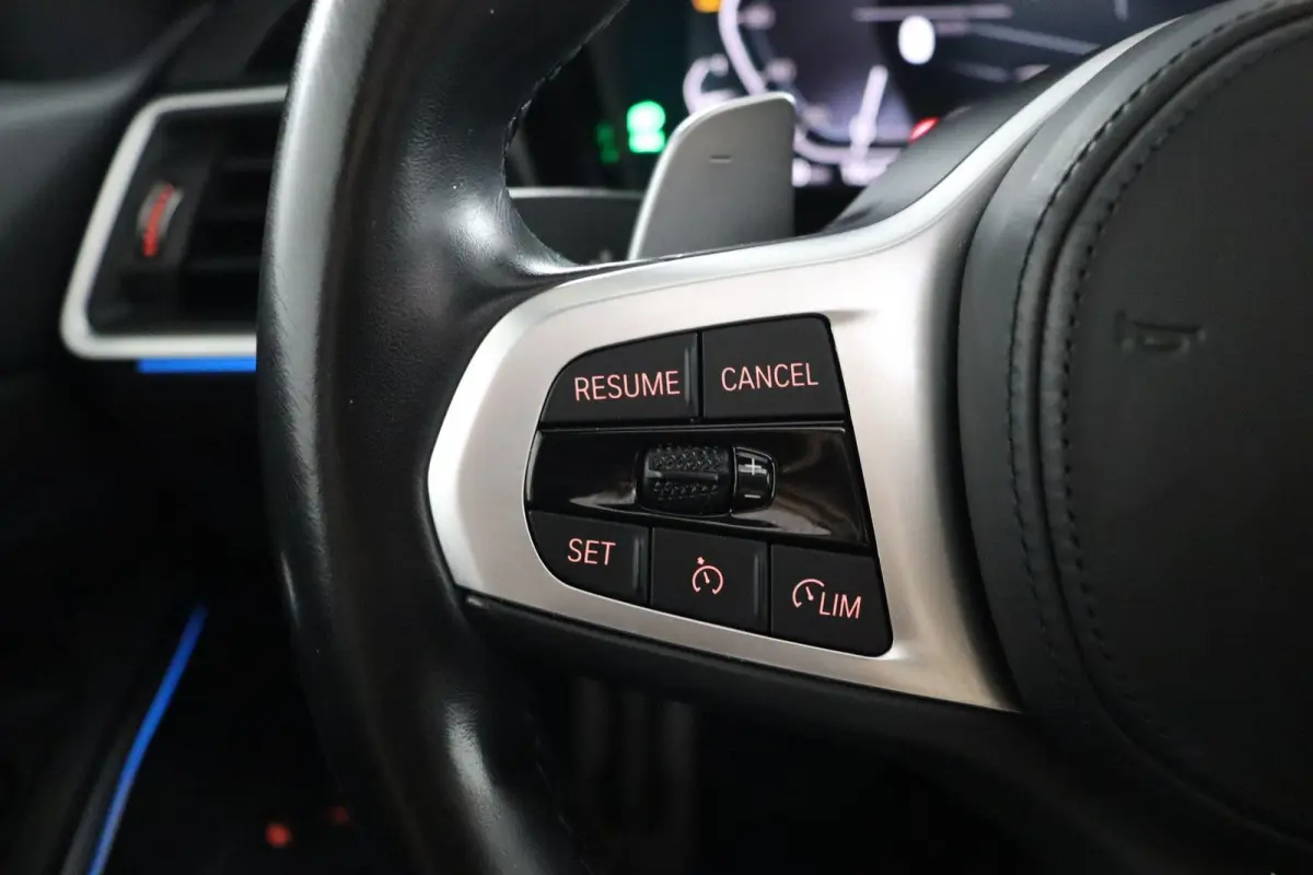 330e xDrive | SOH 92% | M Sportpakket | Trekhaak | Stoelverwarming