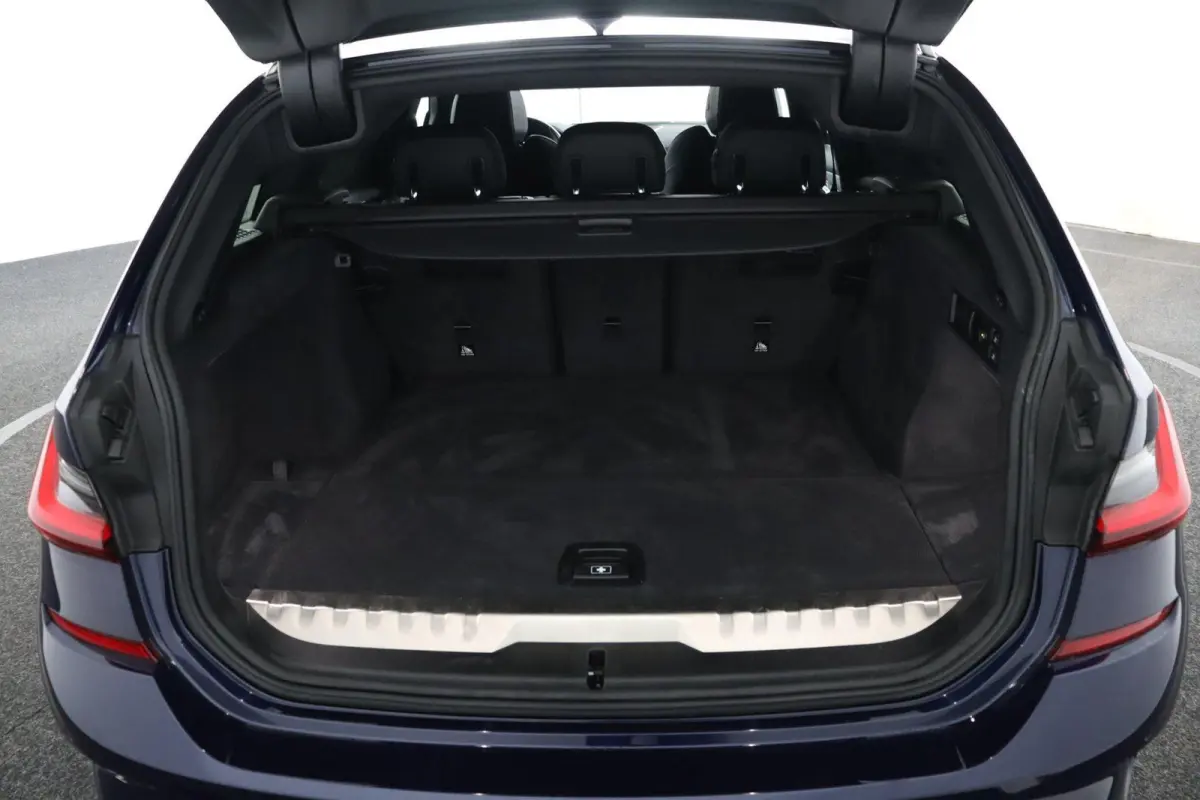 330e xDrive | SOH 92% | M Sportpakket | Trekhaak | Stoelverwarming