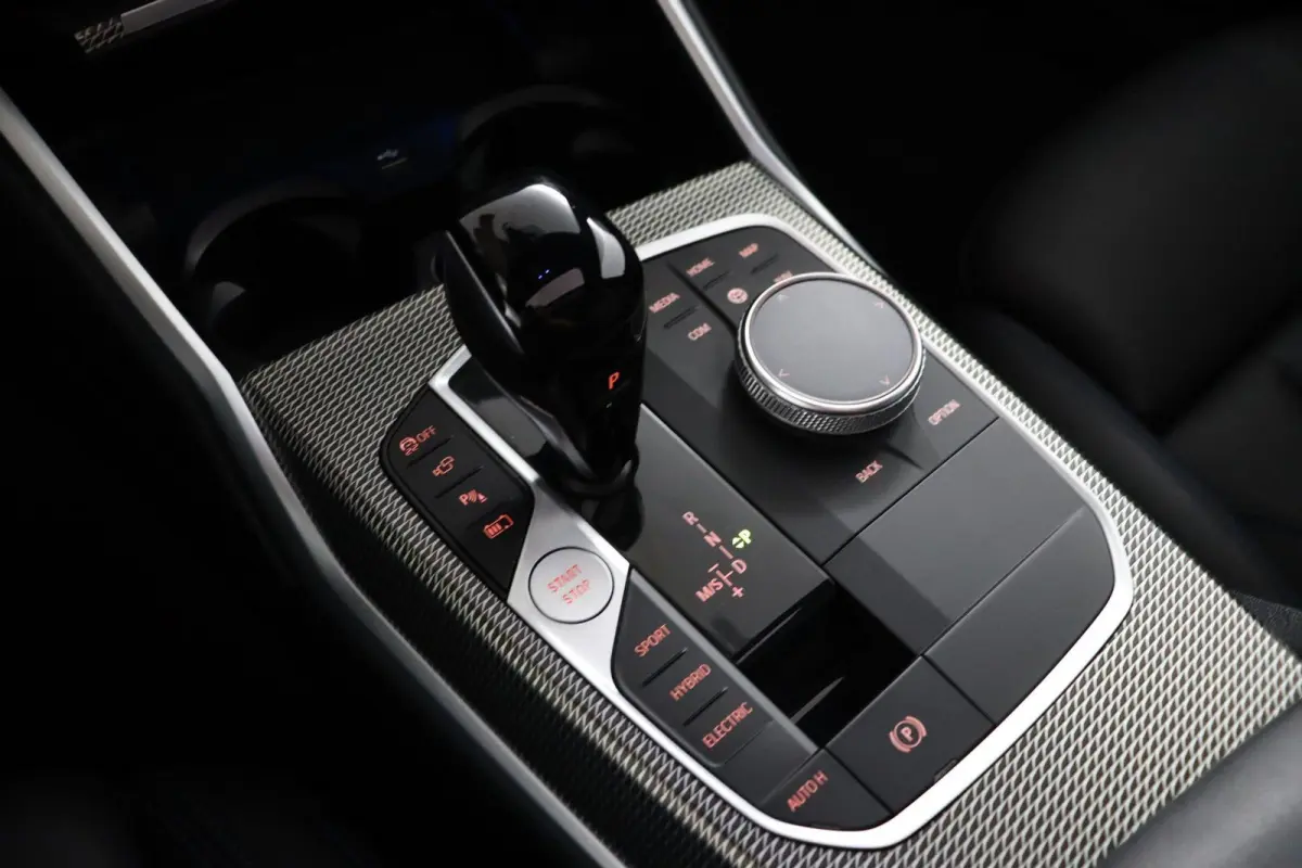 330e xDrive | SOH 92% | M Sportpakket | Trekhaak | Stoelverwarming