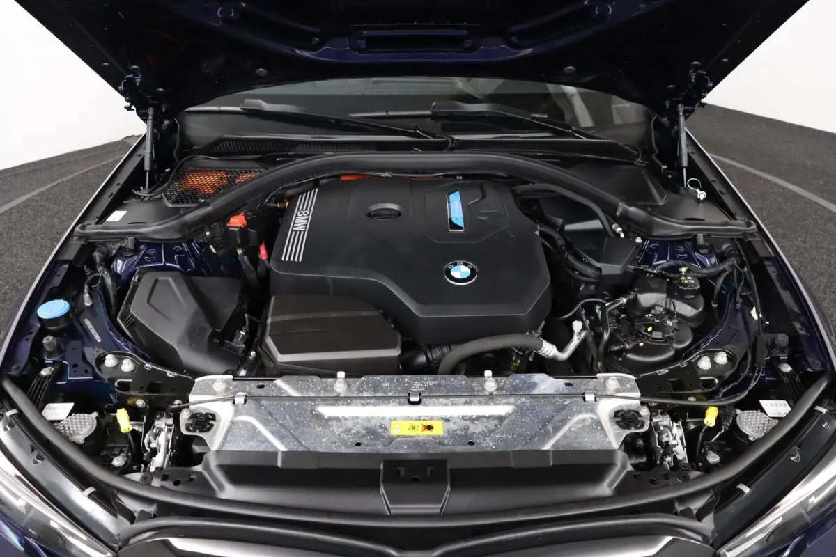330e xDrive | SOH 92% | M Sportpakket | Trekhaak | Stoelverwarming