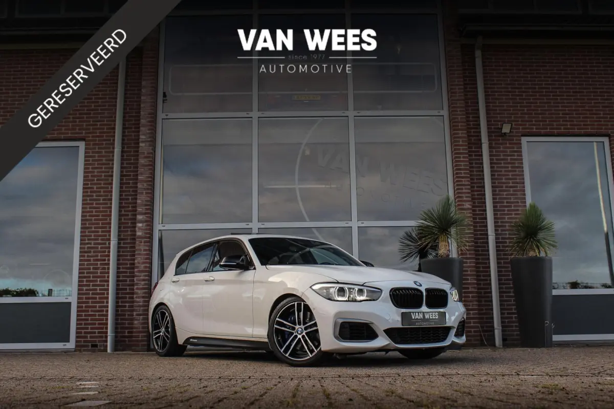 120i Edition M Sport Shadow High Executive | 2e eigenaar | Driving Assistant | Schuif-/kanteldak | Camera | Harman Kardon | Keyless entry | LED | M sport remmen | PDC