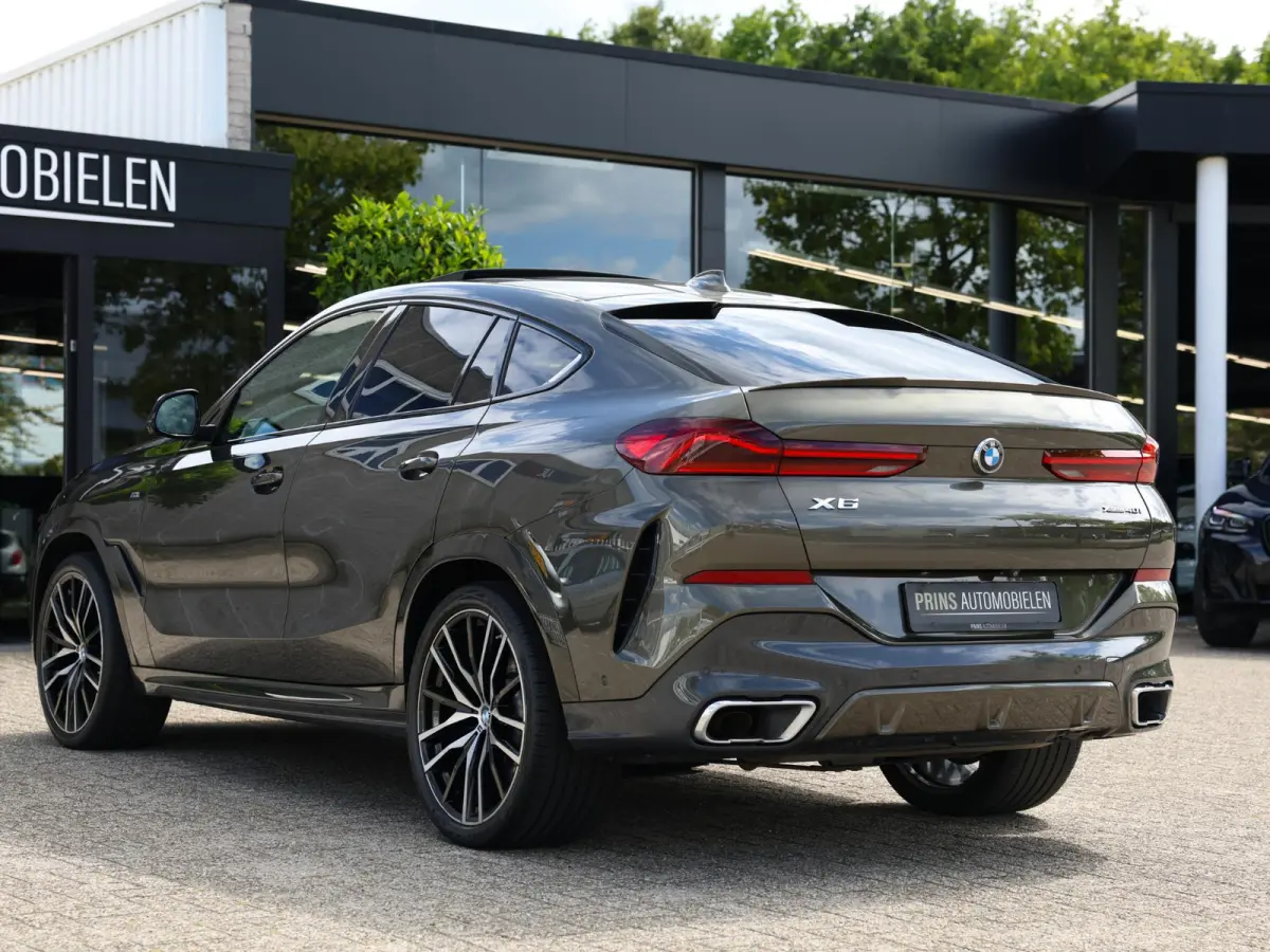 xDrive40i M-Sport|Iconic Glow|Pano|Laser|Nappa