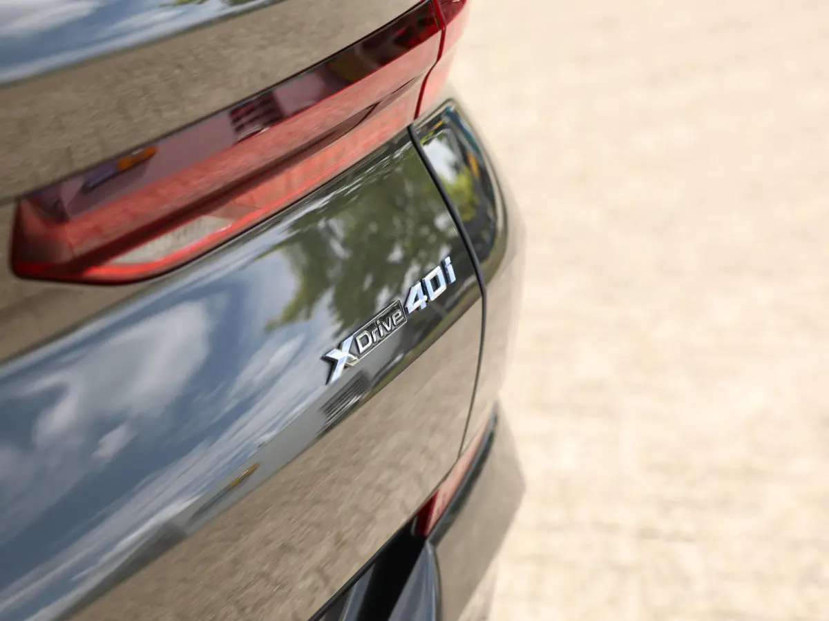 xDrive40i M-Sport|Iconic Glow|Pano|Laser|Nappa