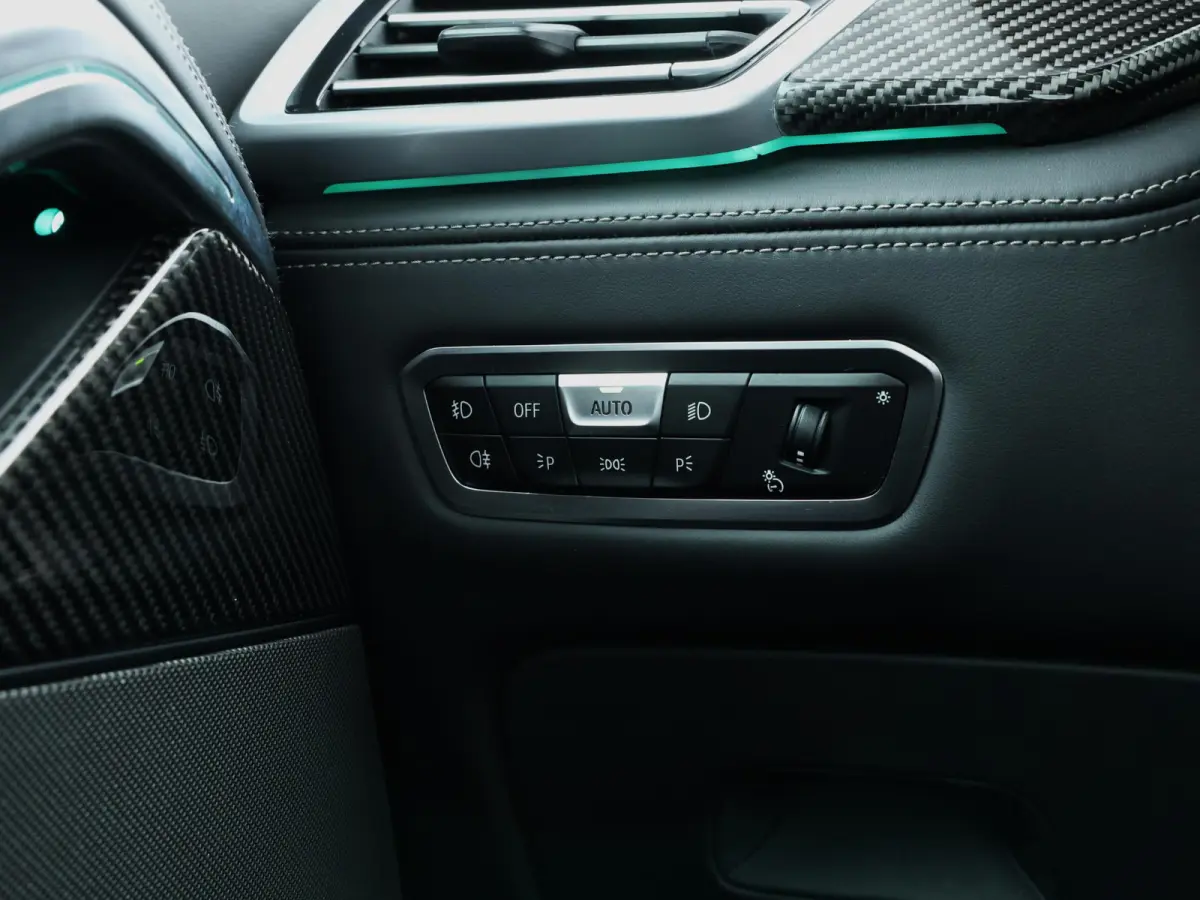 xDrive40i M-Sport|Iconic Glow|Pano|Laser|Nappa