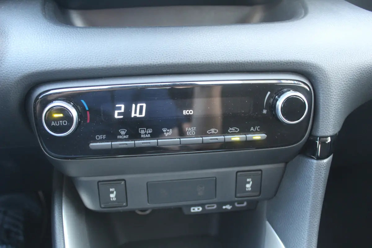 1.5 Exclusive-line l Adaptieve cruise contol l Lane assist l BLIS l PDC l Parkeercamera l Stuur- en stoelverwarming l Apple carplay/ Android auto l 16 inch