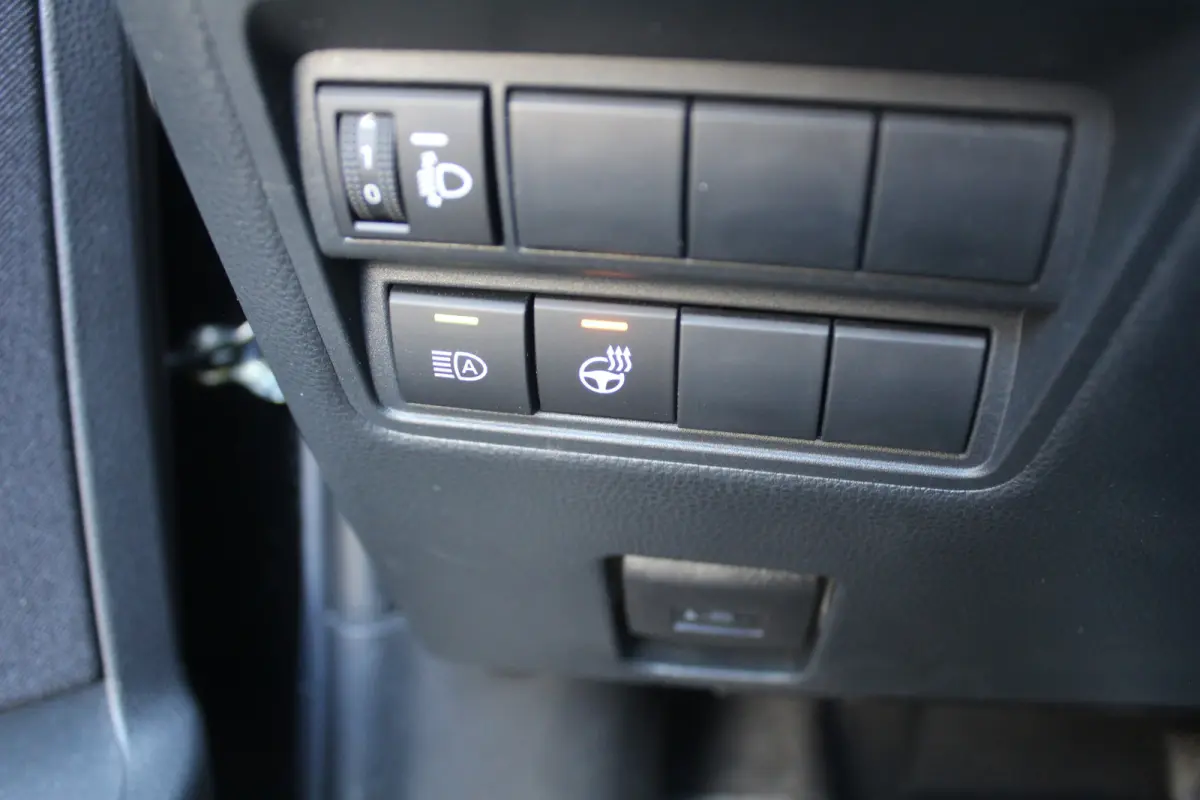 1.5 Exclusive-line l Adaptieve cruise contol l Lane assist l BLIS l PDC l Parkeercamera l Stuur- en stoelverwarming l Apple carplay/ Android auto l 16 inch