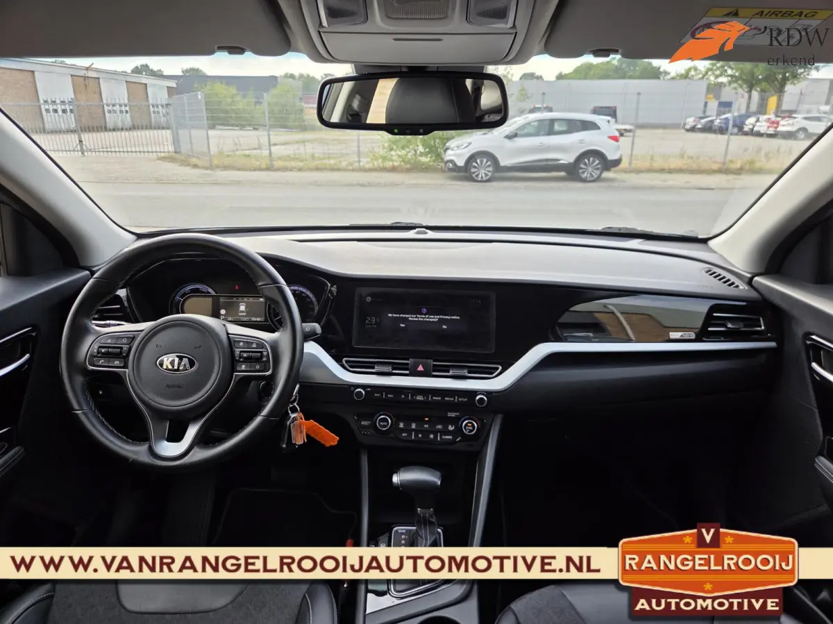 1.6 GDi Hybrid DynamicLine, ACC, camera, carplay, lane assist