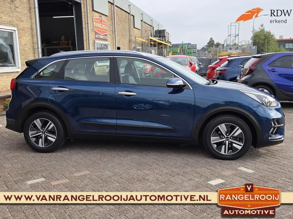 1.6 GDi Hybrid DynamicLine, ACC, camera, carplay, lane assist