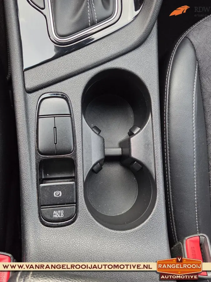 1.6 GDi Hybrid DynamicLine, ACC, camera, carplay, lane assist