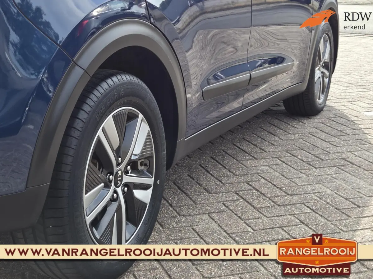 1.6 GDi Hybrid DynamicLine, ACC, camera, carplay, lane assist