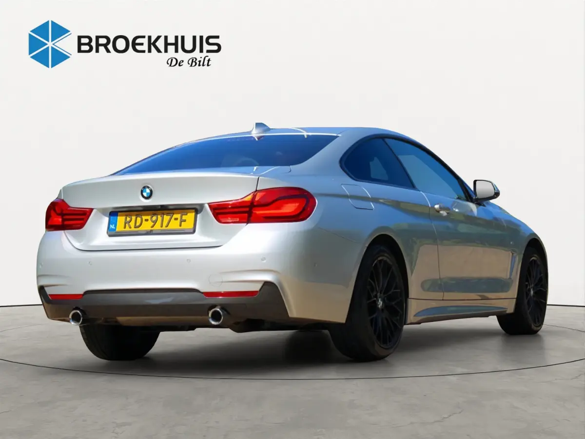 440i xDrive High Executive UNIEK | NL-AUTO! | DEALER OH! | PANODAK | ELEKTR. STOEL INCL. MEMORY | STOELVERWARMING | CAMERA | CRUISE | LEDER | LED | PARK SENS V+A