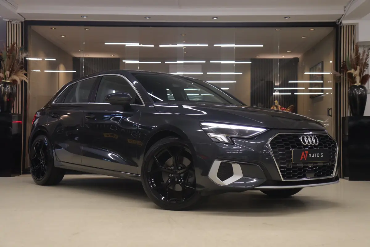30 TFSI Business edition NAP /CARPLAY/ACC/LANEASSIST/REMASSIST/SFEERVER/VOL