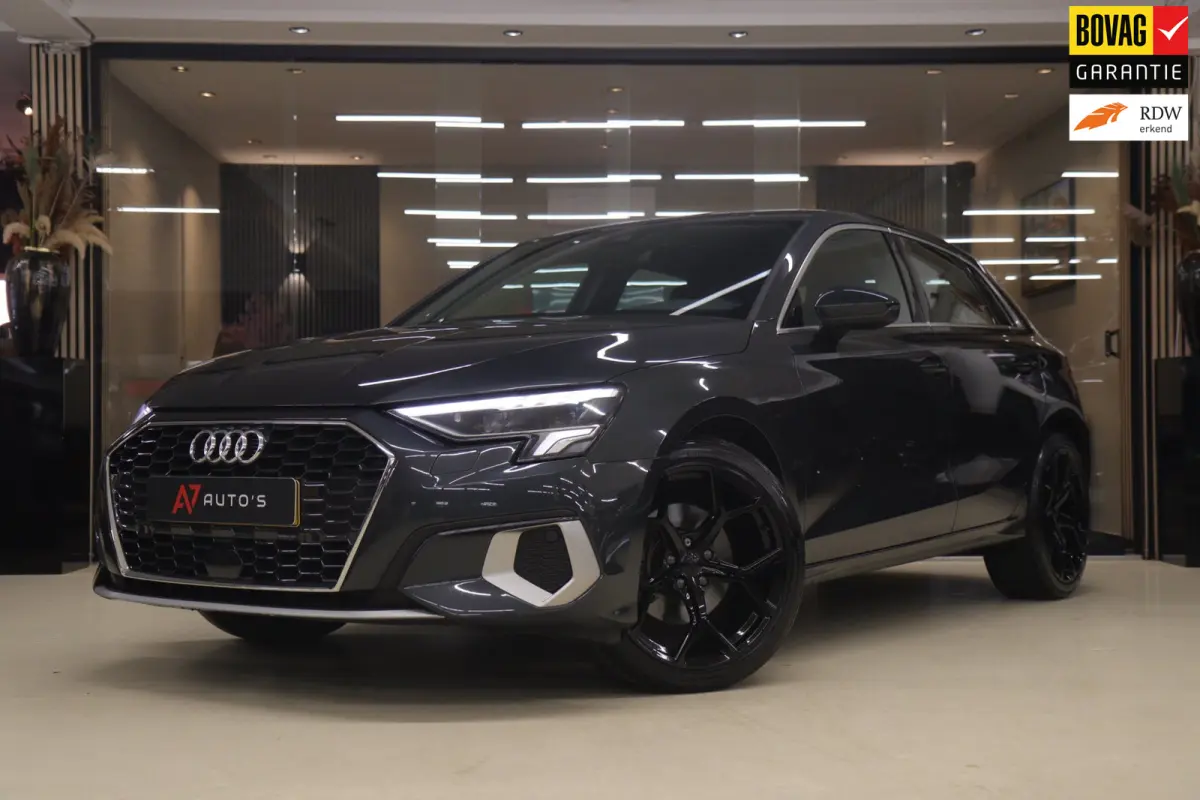 30 TFSI Business edition NAP /CARPLAY/ACC/LANEASSIST/REMASSIST/SFEERVER/VOL