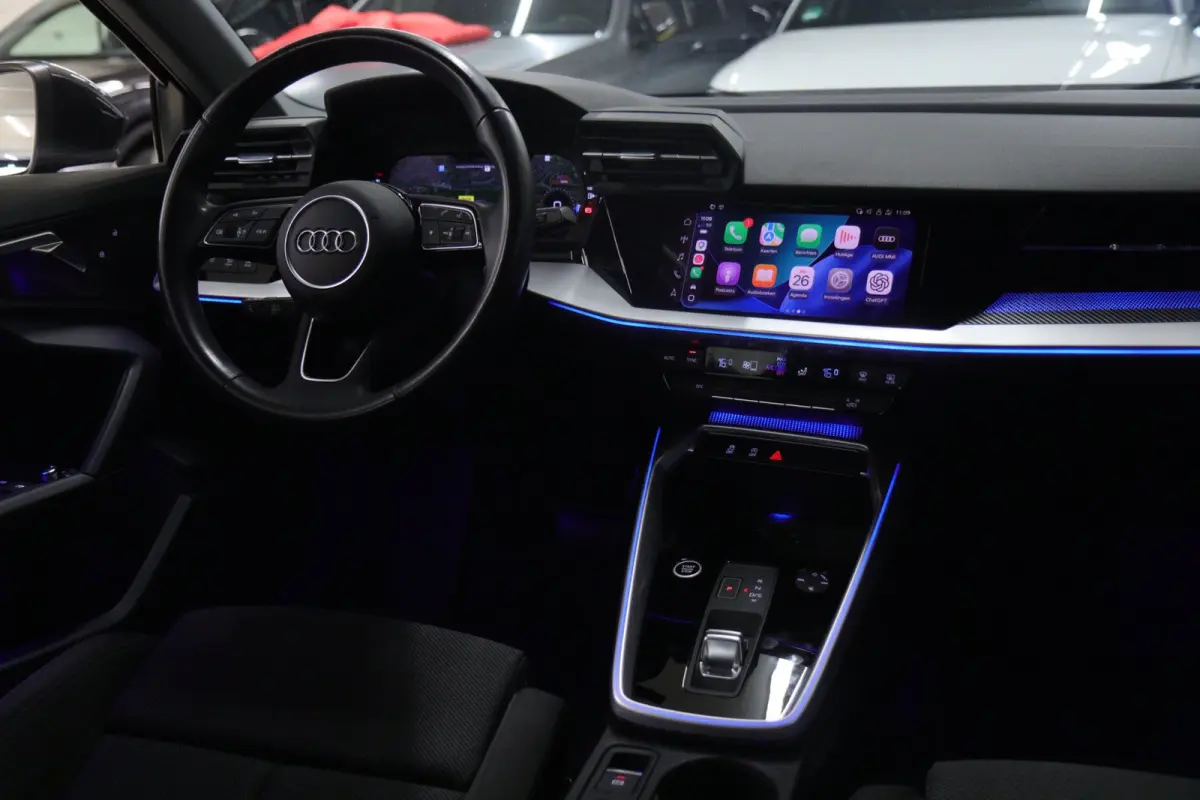 30 TFSI Business edition NAP /CARPLAY/ACC/LANEASSIST/REMASSIST/SFEERVER/VOL