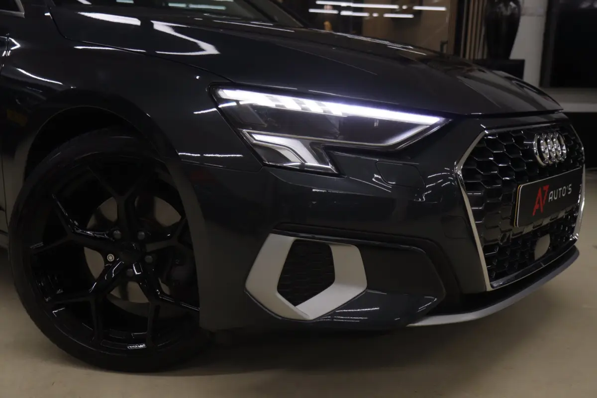 30 TFSI Business edition NAP /CARPLAY/ACC/LANEASSIST/REMASSIST/SFEERVER/VOL