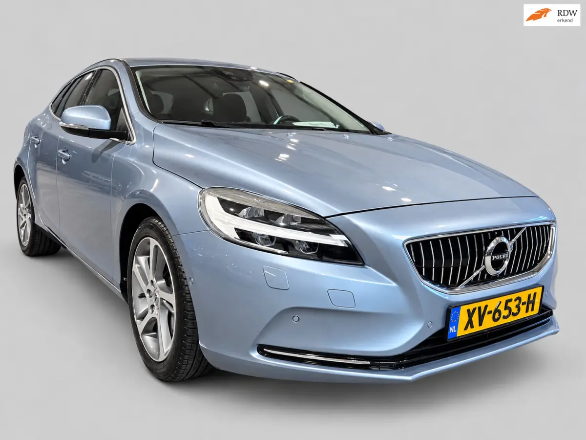 2.0 T4 Inscription - Automaat - Leder met memory - Stoelverw - Navi - Camera - Trekhaak - Dealeronderhouden