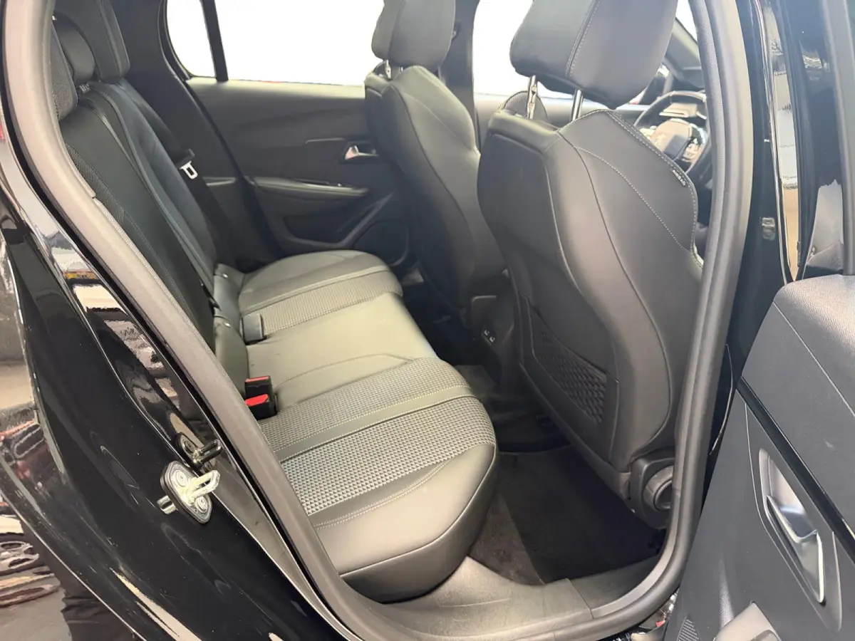 EV GT 350 50 kWh 100% SOH | STOELVERWARMING | ACHTERUITRIJCAMERA | GLASSROOF | 12 MAANDEN BOVAG GARANTIE |