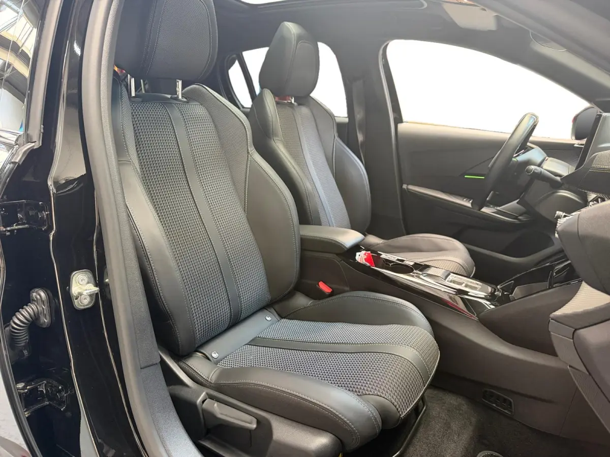EV GT 350 50 kWh 100% SOH | STOELVERWARMING | ACHTERUITRIJCAMERA | GLASSROOF | 12 MAANDEN BOVAG GARANTIE |
