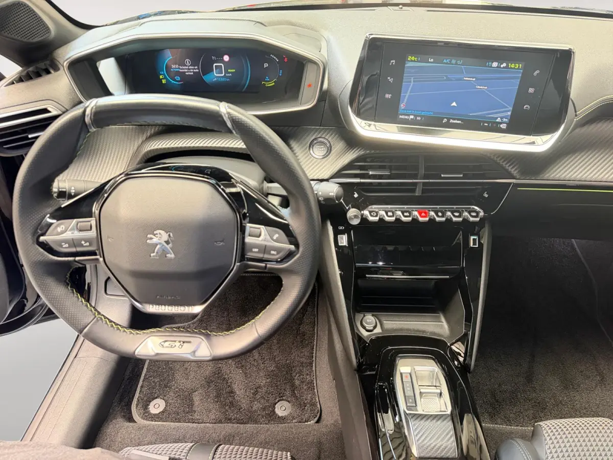 EV GT 350 50 kWh 100% SOH | STOELVERWARMING | ACHTERUITRIJCAMERA | GLASSROOF | 12 MAANDEN BOVAG GARANTIE |