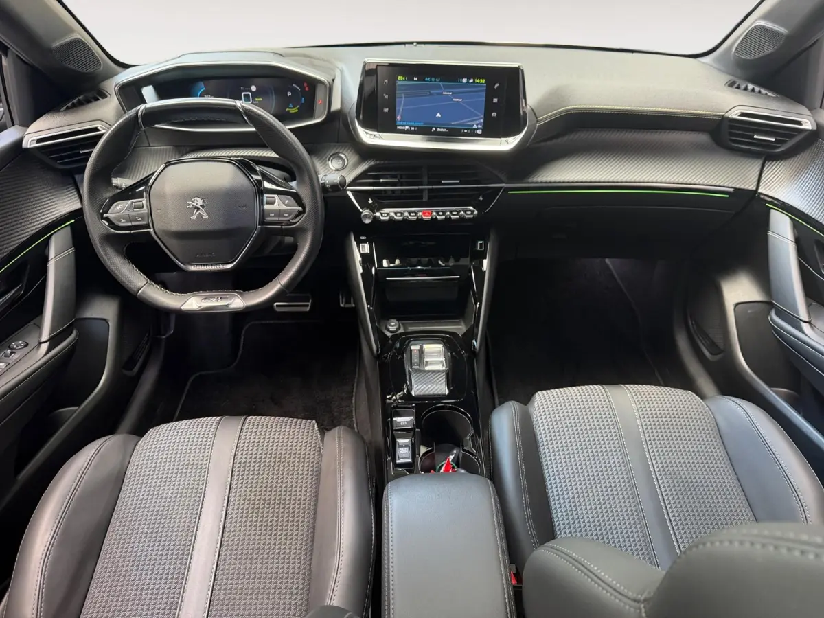 EV GT 350 50 kWh 100% SOH | STOELVERWARMING | ACHTERUITRIJCAMERA | GLASSROOF | 12 MAANDEN BOVAG GARANTIE |