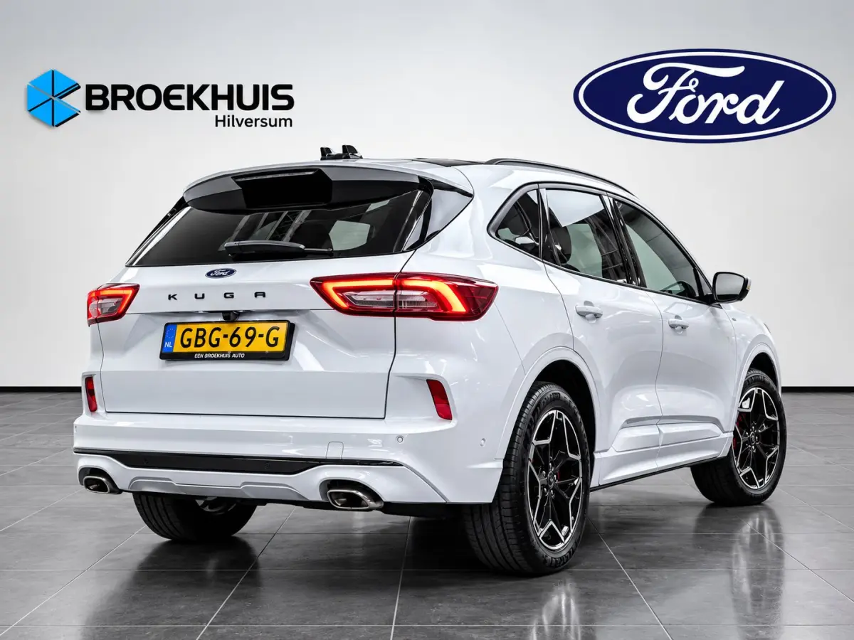 2.5 PHEV ST-Line X 243pk | Elekt. Trekhaak | Pano | Matrix LED | Head Up Display |