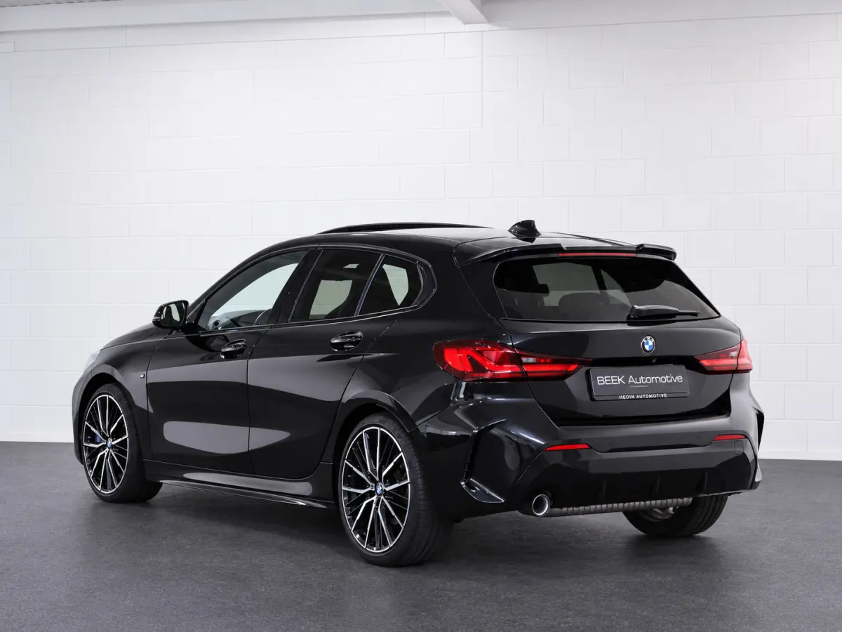 118i | M Sport. Pro | HuD | Harman Kardon | KUIPSTOELEN