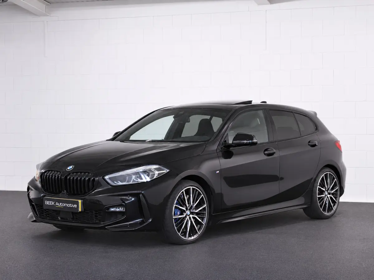 118i | M Sport. Pro | HuD | Harman Kardon | KUIPSTOELEN