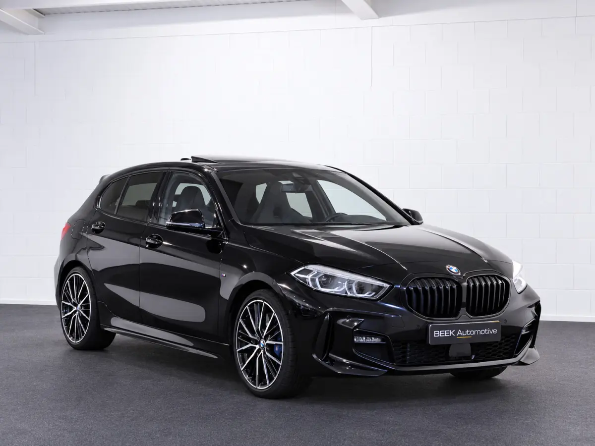 118i | M Sport. Pro | HuD | Harman Kardon | KUIPSTOELEN