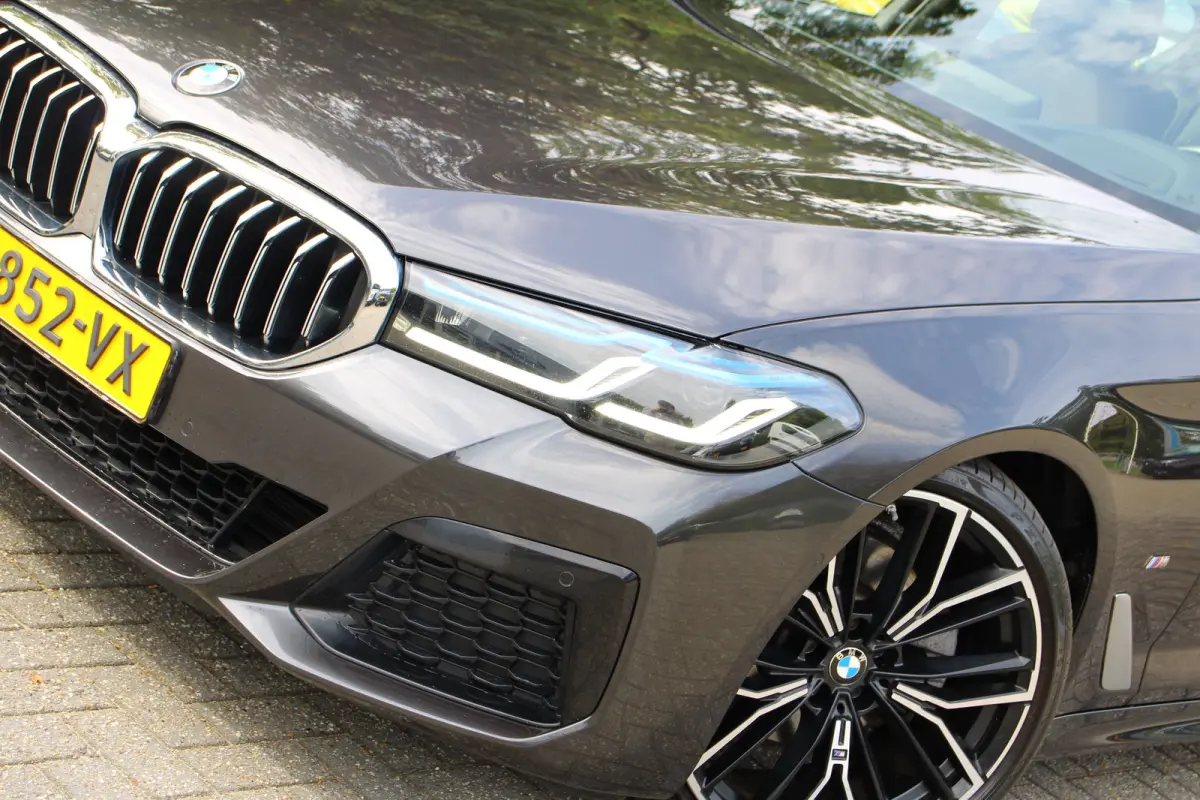 520i Business Edition Plus | NL-AUTO! | 1E EIGENAAR! | M-SPORT | CAMERA | CRUISE | STOELVERWARMING | ELEKTR. STOEL INCL. MEMORY | LEDER | ELEKTR. STUUR