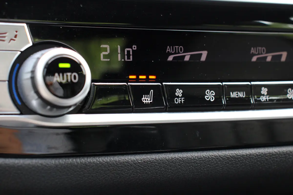 520i Business Edition Plus | NL-AUTO! | 1E EIGENAAR! | M-SPORT | CAMERA | CRUISE | STOELVERWARMING | ELEKTR. STOEL INCL. MEMORY | LEDER | ELEKTR. STUUR
