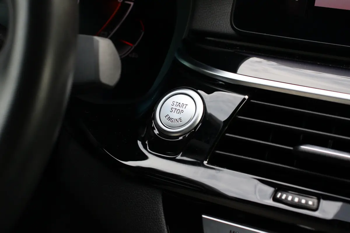 520i Business Edition Plus | NL-AUTO! | 1E EIGENAAR! | M-SPORT | CAMERA | CRUISE | STOELVERWARMING | ELEKTR. STOEL INCL. MEMORY | LEDER | ELEKTR. STUUR