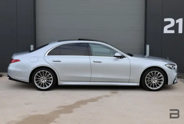 580 e 4MATIC Lang AMG Line / Exclusiefpakket / Chauffeurpakket / Airmatic / Burmester 3D Audio / Panoramadak / Massagestoelen met ventilatie/verwarming