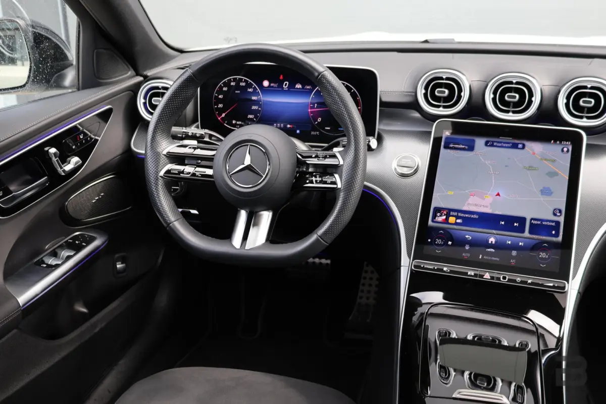 220 d AMG Line / Panoramadak / Memory Stoelen / Burmester Surround / Night Pakket / Trekhaak Wegklapbaar
