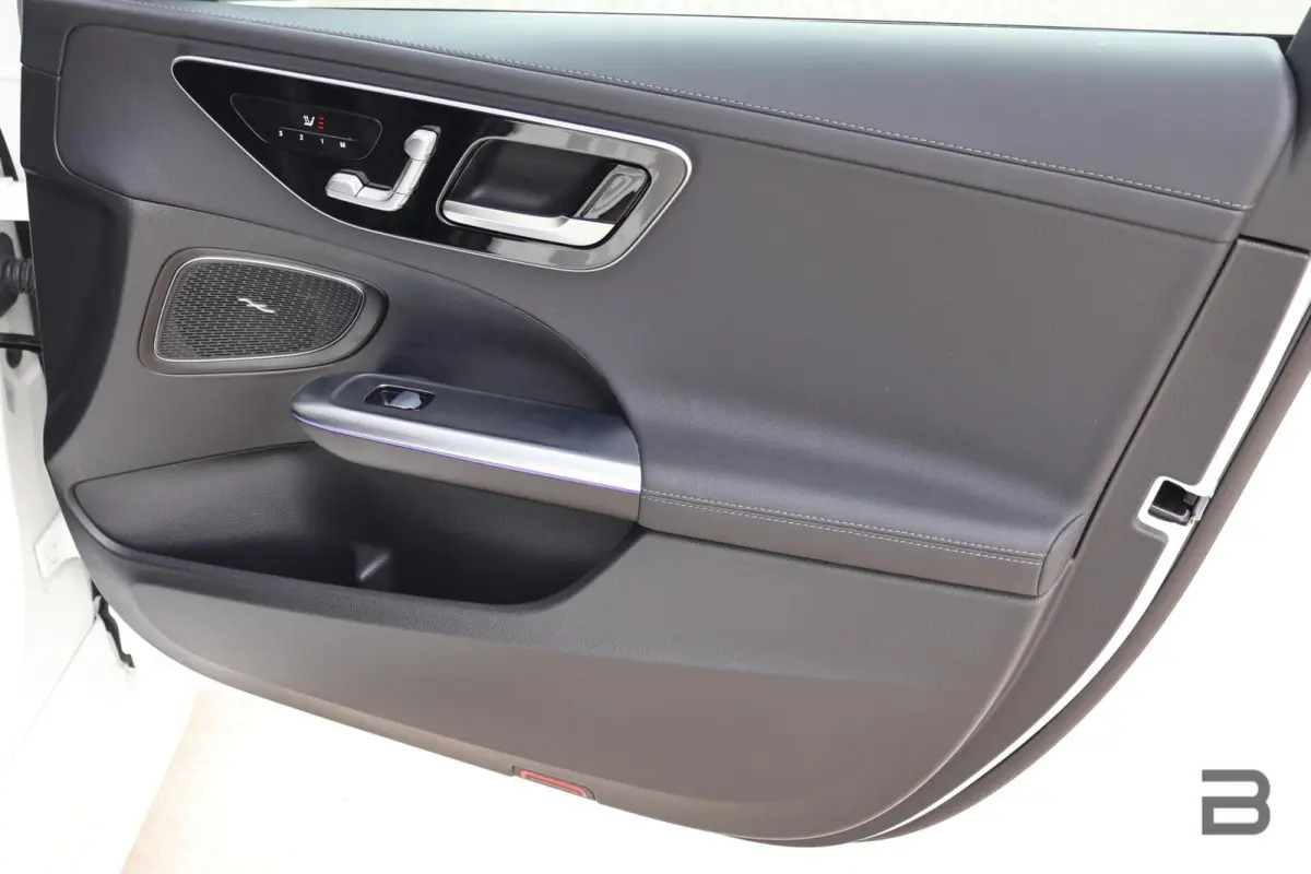 220 d AMG Line / Panoramadak / Memory Stoelen / Burmester Surround / Night Pakket / Trekhaak Wegklapbaar