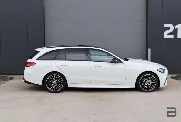 220 d AMG Line / Panoramadak / Memory Stoelen / Burmester Surround / Night Pakket / Trekhaak Wegklapbaar