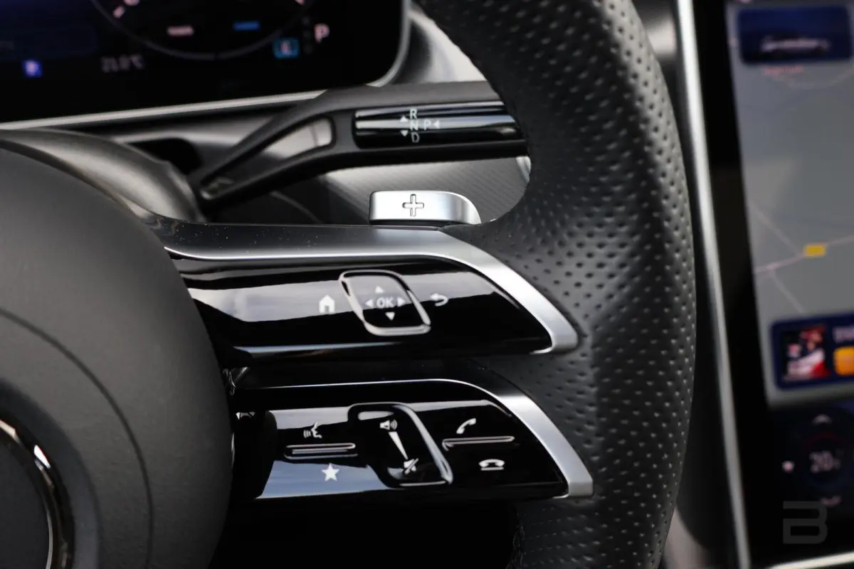 220 d AMG Line / Panoramadak / Memory Stoelen / Burmester Surround / Night Pakket / Trekhaak Wegklapbaar