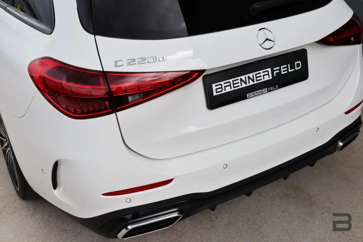 220 d AMG Line / Panoramadak / Memory Stoelen / Burmester Surround / Night Pakket / Trekhaak Wegklapbaar