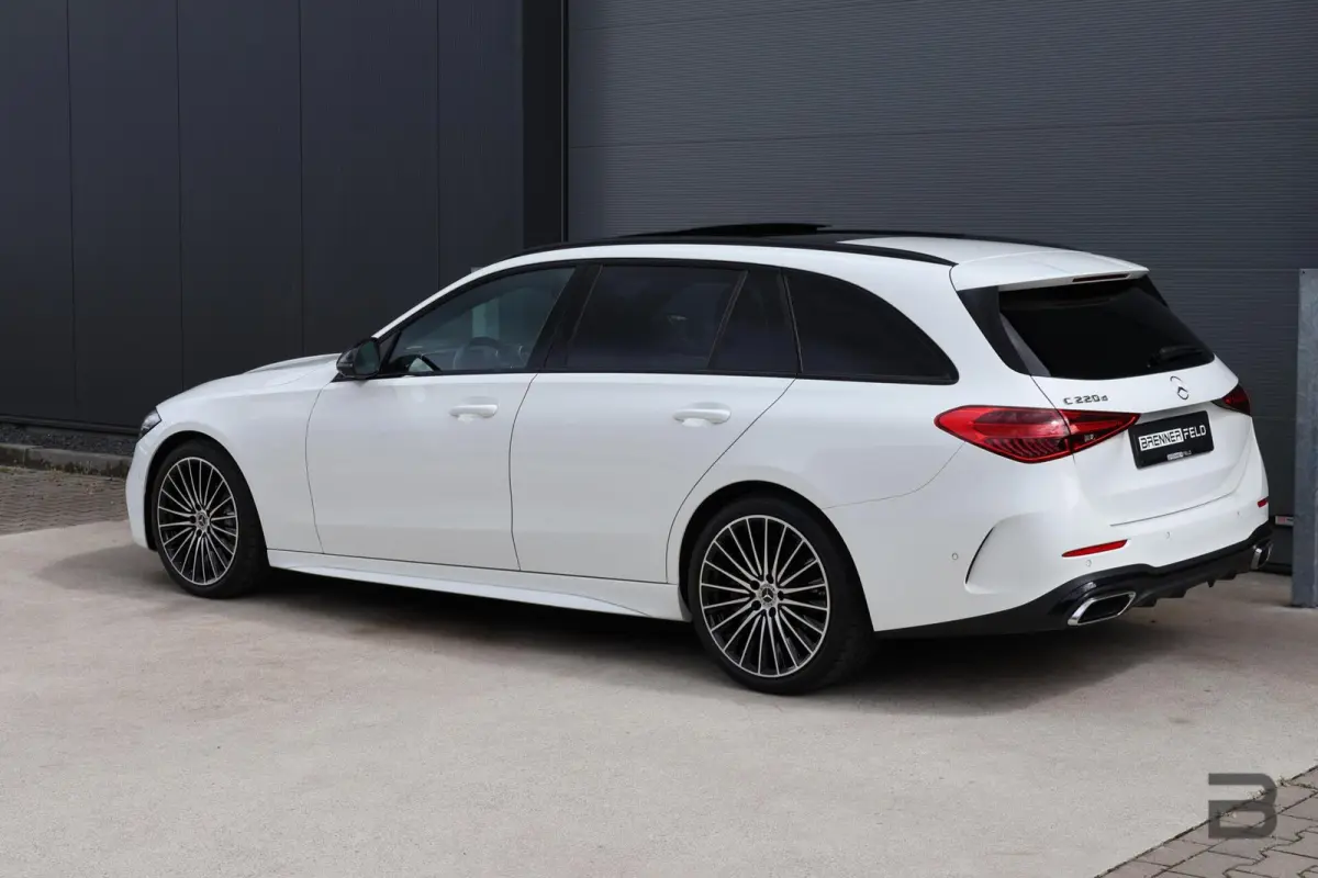 220 d AMG Line / Panoramadak / Memory Stoelen / Burmester Surround / Night Pakket / Trekhaak Wegklapbaar