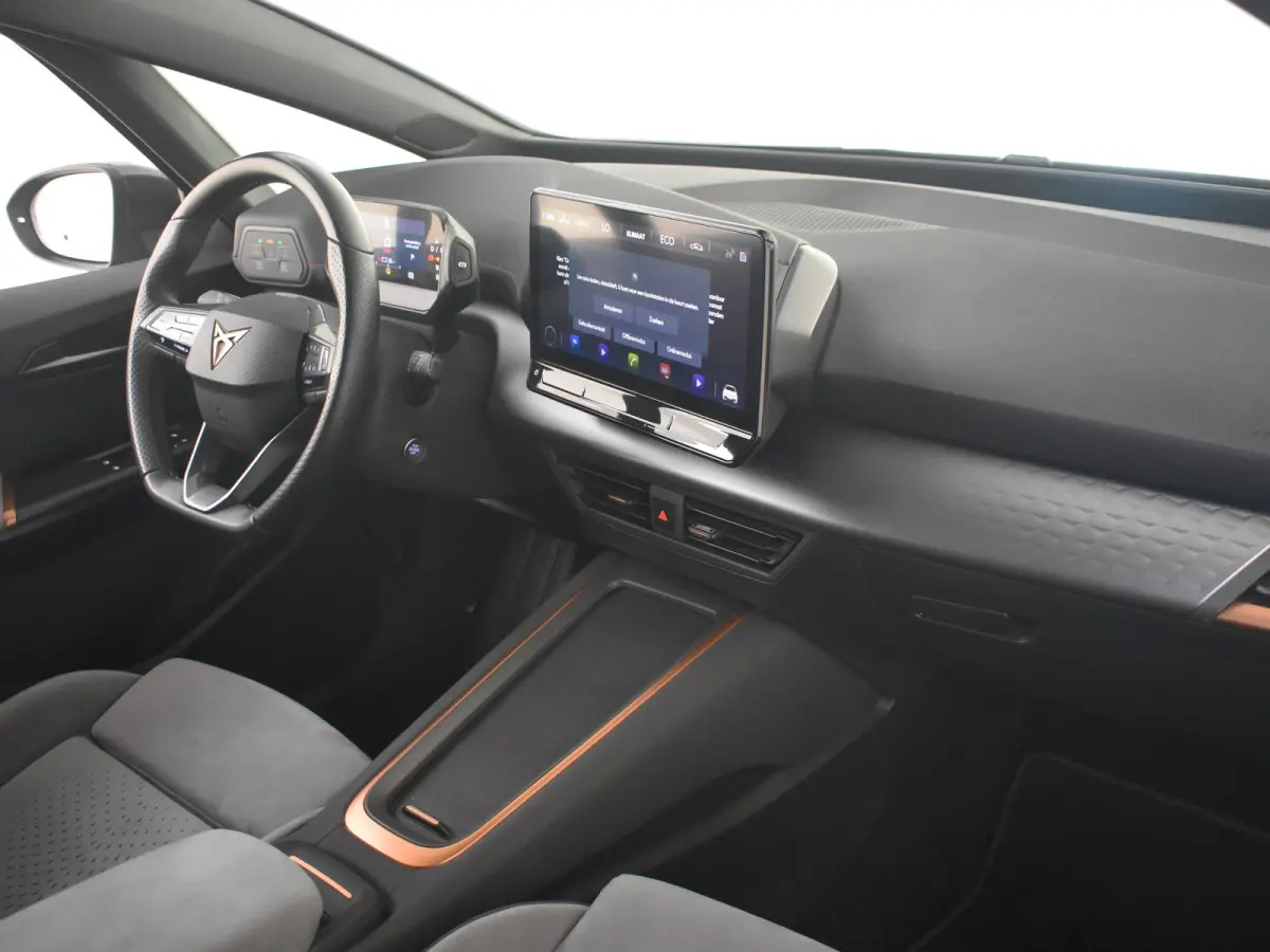 Impulse 62 kWh | Camera | Adapt Cr. Control | 94 % SoH | Stoel/stuurverw | Elekt. Verst. voorstoelen | Climate control | App connect | DAB | LED | 19"LMV