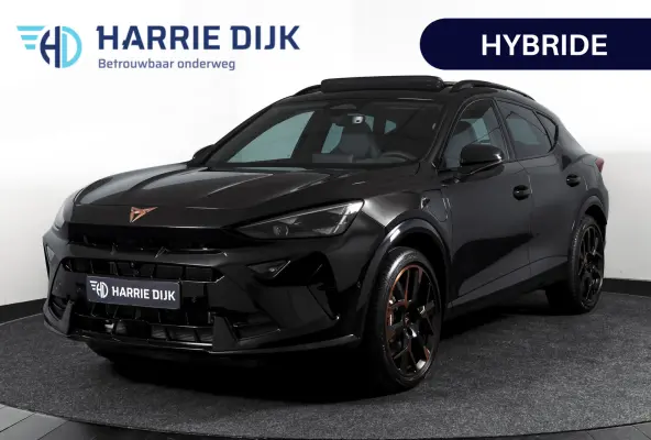 1.5 TSI e-Hybrid 272 PK VZ Extreme | S/k-Panodak | Dig. Cockpit | Adapt. Cruise | Stoel-+ Stuurverw. PDC | 360 Camera | NAV + App. Connect | ECC | Elek. Klep | LM 19" | 7989