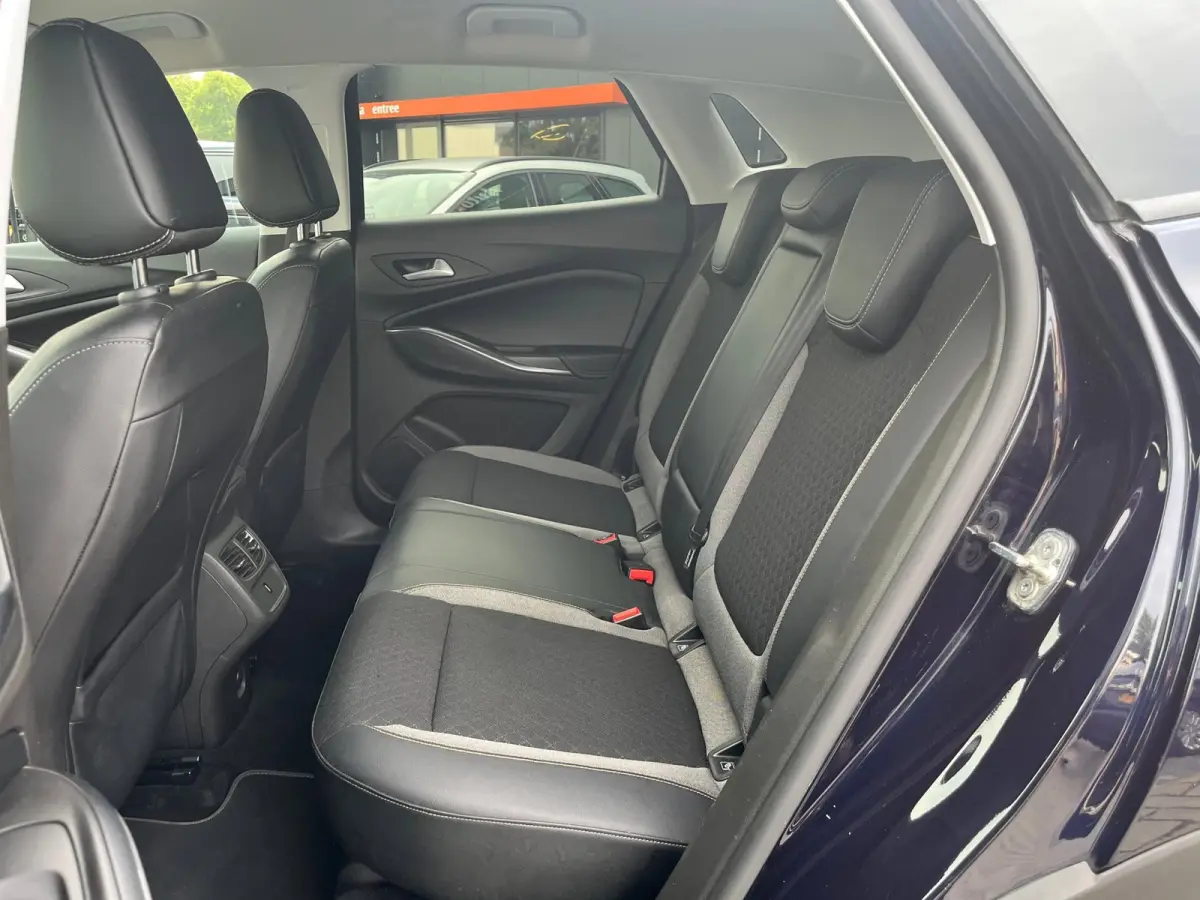 1.2 Turbo Business Executive, navi, camera, carplay